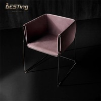Design minimaliste italien moderne et luxueux: tabouret de bar Jill chaise de bar en cuir personnalisée