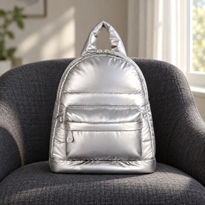 Mini Mochila Puffer Convertible 3 en 1, Bolso Bandolera con Cierre, Impermeable, de Poliéster Reciclado Acolchado, para Niños Pequeños, Niños y Padres - Product Image 1