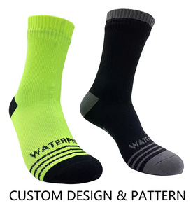 Chaussettes d'hiver personnalisées 100 % imperméables, épaisses, tricotées, antidérapantes, respirantes, avec logo personnalisé pour usage extérieur, vente en gros - Product Image 4