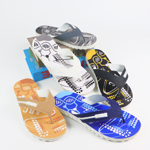 Venta al por mayor de los hombres de moda <span class=keywords><strong>chanclas</strong></span> para los hombres <span class=keywords><strong>chanclas</strong></span> <span class=keywords><strong>Cool</strong></span> zapatillas de goma suave zapatos para los hombres - Product Image 3