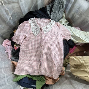 Vêtements d'occasion pour femmes Tops pour femmes Chemisier en coton Ukay Ukay Ballots Vente en gros par <span class=keywords><strong>Kilo</strong></span> - Product Image 4