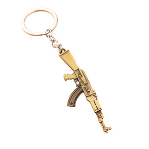 Modèle de jeux Exquisite Mini Gun <span class=keywords><strong>couteau</strong></span> porte-clés Metal Fans Key Ring Sub Machine Automatic Rifl Key Chain - Product Image 2