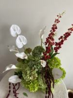 Centre de table en rose artificielle de haute qualité, chemin de table fleuri, couleur bordeaux et vert, pour la décoration de mariage