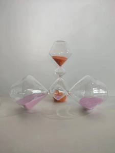 Sablier décoratif de bureau coloré personnalisé en verre artisanal à trois couches, style Art Déco, vente en gros - Product Image 3