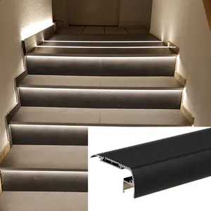 Profilé en alu nez de marche escalier nez lumière étape cinéma escaliers LED profils en aluminium pour les pas de marche LED éclairage
