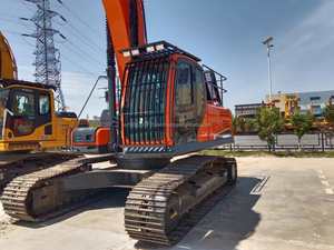 รถขุด DOOSAN DX300 รุ่นปี 2023 ขนาด 30 ตัน ความจุบุ้งกี๋ 1.27 ลูกบาศก์เมตร ประสิทธิภาพดี ราคาถูก เครื่องจักรก่อสร้างระบบไฮดรอลิก มือสอง - Product Image 2