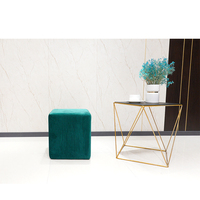 Vente en gros de meubles de salon modernes pouf carré repose-pieds pouf en tissu de velours vert à rayures