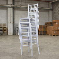 Chaises de salle à manger modernes en plastique PP blanc empilables, pieds cylindriques, durables, imperméables, pour usage commercial extérieur, hôtels