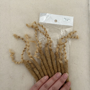 #613 couleur 28 pouces 1.2cm blonde bouclés extrémités vraies <span class=keywords><strong>mèches</strong></span> de cheveux humains pour les femmes africaines noires tressage style Dreadlocks en stock - Product Image 5