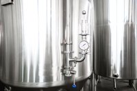 Fermenteur conique en acier inoxydable pour la fabrication de bière et de kombucha