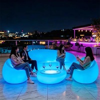 Sofá Minimalista Moderno con Iluminación LED, Silla de Bar, Mesa KTV, Bancos Individuales y Dobles, Muebles para Cafetería, Diseño Creativo y Popular
