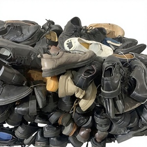 Lote al por mayor de mocasines y zapatillas de segunda mano, usados, limpios, de buena calidad, talla UK, en fardos. - Product Image 1