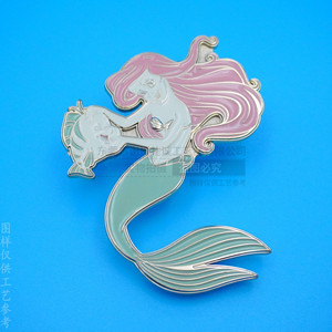 Placa de identificación de metal con diseño de sirena, etiqueta personalizada de aleación de zinc para maleta de niños y niñas - Product Image 1