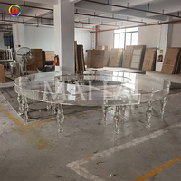 Runder transparenter Tisch Serpentine Acryl Esstisch für Hochzeits veranstaltung