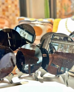 Venta a granel obsidiana negra natural espejo mágico cristales curativos artesanías de piedra semipreciosa para la decoración del hogar - Product Image 4