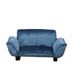 Sofá multifunción de lujo plegable para mascotas, sofá cama de franela para perros - Product Image 1