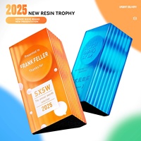 Honor Crystal 2025 Personnalisable Business Gifts Modern Solid Resin Craft Trophy Award Plaque pour Graduation Living Room