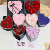 Vente chaude 2026 : Boîte en forme de cœur avec roses éternelles personnalisées, fleurs décoratives romantiques en gros, cadeau pour la Saint-Valentin