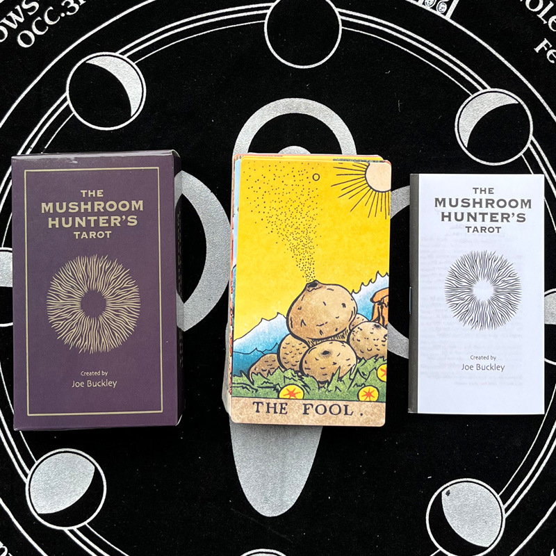 Mushroom hunters tarot
