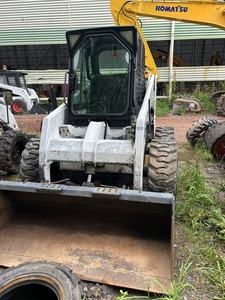 Minicargadora Bobcat S130 usada, original de EE. UU., para trabajos de paisajismo y manejo de materiales agrícolas. - Product Image 3