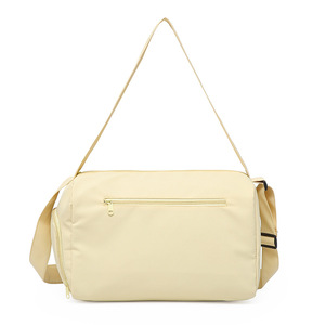 Fashionable Versatile Shoulder Bag Lightweight Large Capacity Water Resistant For Travel And Work - Product Image 5