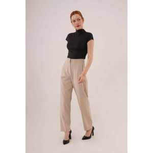 Pantalones de Mujer Color Crema con Diseño de Doble Pliegue, Producto al por Mayor - Product Image 5