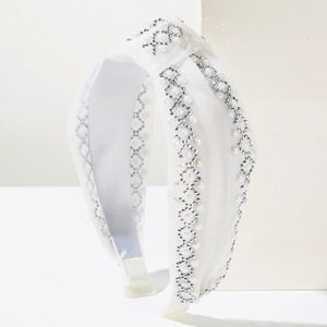 Accessoire de cheveux large orné de perles et de diamants coréens, design noué tendance pour les vacances d'été à la plage - Product Image 5