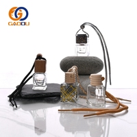 Diffuseur d'huiles essentielles 8 ml, pendentif aromathérapie, flacon en verre vide avec bouchon en liège, désodorisant suspendu pour voiture