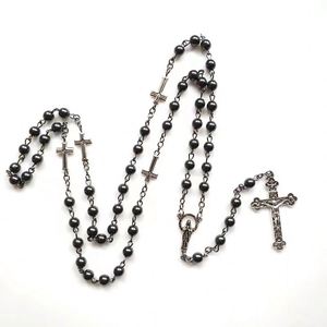 Colliers religieux en hématite avec perles de chapelet et pendentif croix, chapelets catholiques avec pendentif croix, bijoux noirs en gros - Product Image 1