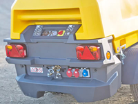 Compresseur d'air portable diesel à vis Atlas Copco XAS58 7 bars 110 CFM avec démarreur de secours pour marteau-piqueur minier