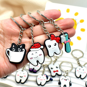 Llavero de PVC con diseño de diente de dibujos animados, venta al por mayor, llavero promocional de metal con diseño de <span class=keywords><strong>dentista</strong></span>, anime, dibujos animados, de <span class=keywords><strong>pegamento</strong></span> blando, con forma de corazón - Product Image 3
