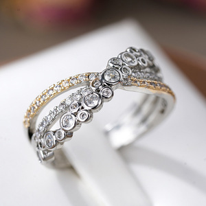 Anello a X con Zirconi Intrecciati per Donne, Gioiello da Dito alla Moda e Trendy - Product Image 1