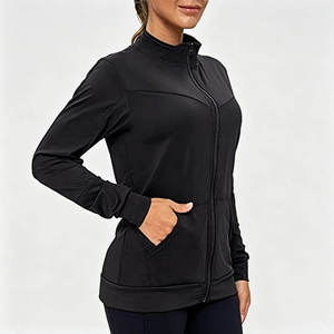 Veste de sport personnalisée OEM pour femme, entièrement zippée, respirante, imperméable, coupe régulière, col montant, trous pour les pouces, séchage rapide, idéale pour le yoga et la course à pied - Product Image 1