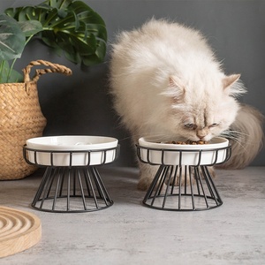 NZMAN Venta al por mayor Comedero automático 2 en 1 ecológico de hierro y cerámica para mascotas, para comida, snacks y latas, con diseño anticervical y lento, para gatos y perros - Product Image 2