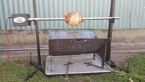 Parrilla Portátil Plegable de Acero Inoxidable para Carbón, Asador Giratorio para Camping con Capacidad de Carga de 30 kg - Product Image 4