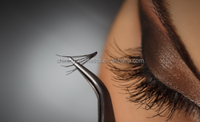 Pince à épiler professionnelle pour extensions de cils en gros, à pointe en fibre, antistatique, en acier inoxydable, outil de soin des cils personnalisable avec logo pour salon