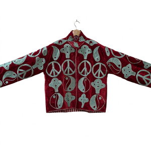 Veste d'hiver bohème en coton brodé floral éco-responsable Suzani, col rond, manches longues, vêtements d'extérieur pour femmes grandes tailles - Product Image 1