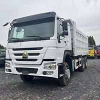 Nouveau camion lourd diesel Sinotruk Howo 6x4, moteur Weichai 371 CV, 10 roues, direction à gauche, benne basculante pour l'exploitation minière et la construction en Afrique