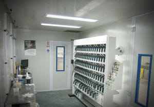 Kit complet personnalisé <span class=keywords><strong>de</strong></span> petite cabine <span class=keywords><strong>de</strong></span> <span class=keywords><strong>peinture</strong></span> avec système <span class=keywords><strong>de</strong></span> filtration, <span class=keywords><strong>station</strong></span> <span class=keywords><strong>de</strong></span> préparation pour <span class=keywords><strong>peinture</strong></span> liquide, souffleur d'extraction d'air puissant, <span class=keywords><strong>peinture</strong></span> Mi - Product Image 4