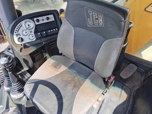 Retroexcavadora JCB 3cx con Motor Isuzu, Carga Nominal de 7 Toneladas para las Industrias Agrícola y Forestal - Product Image 6