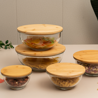 Saladier en verre borosilicaté écologique allant au four avec micro-ondes et couvercle en bambou