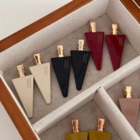 Pince à cheveux triangulaire en acrylique QianJin sans trace, pince bec de canard tendance, simple et de haute qualité, pour décorer les cheveux