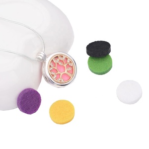 Nuovo Design Tree of Life Pendente Diffusore Aromaterapia Profumo <span class=keywords><strong>Collana</strong></span> Medaglione X36N20 - Product Image 3
