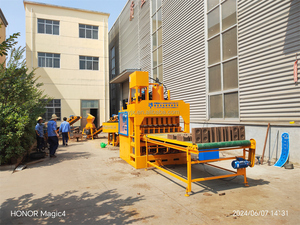 Neue Hongbaoyuan Automatische Verbundpflasterstein-Herstellungsmaschine mit PLC-Pumpe & Getriebe für Ziegelproduktionslinien - Product Image 5