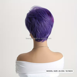 Nouvelle <span class=keywords><strong>perruque</strong></span> courte bouclée pour femme, dégradé violet avec frange, coiffure facile à poser, naturelle et multifonctionnelle - Product Image 5