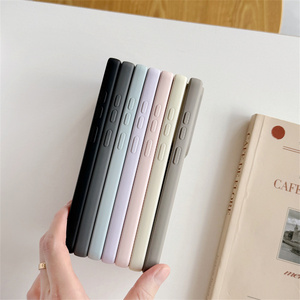 Funda Magnética de Silicona Líquida <span class=keywords><strong>para</strong></span> <span class=keywords><strong>Samsung</strong></span> Galaxy S26 S25 Plus <span class=keywords><strong>Ultra</strong></span>, Funda de Silicona <span class=keywords><strong>para</strong></span> Android al por Mayor <span class=keywords><strong>para</strong></span> <span class=keywords><strong>Samsung</strong></span> S25 - Product Image 4
