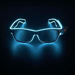 Décorations de ballons amusantes pour fêtes en extérieur, en forme de cœur LED sans fil, de haute qualité, uniques, de style luxueux, en matériau ABS, personnalisables - Product Image 1