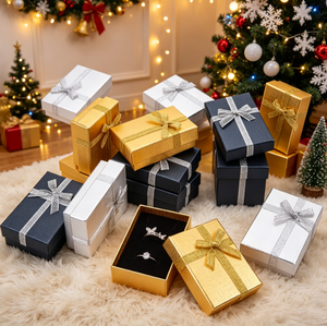 Caja de Regalo de Joyería con Lazo de Lujo, Caja de Anillo de Papel con Logotipo Personalizado, Caja de Collar en Color Dorado, Negro y Plateado, Estuche de Embalaje para Joyas - Product Image 4