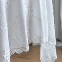 Nappe de table en dentelle blanche de style palais français de luxe, nappe décorative brodée vintage française, nappe de table haut de gamme