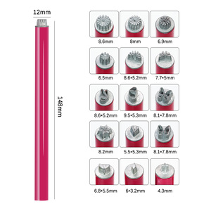 Ensemble de 6 stylos à tamponner pour nail art, outils de conception d'ongles DIY avec motifs uniques, kit de tamponnage <span class=keywords><strong>facile</strong></span> à utiliser pour femmes, <span class=keywords><strong>manucure</strong></span> à domicile - Product Image 5